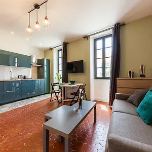 Appartement Chez Nous - 7 Sur Le Vieux Port, Marseilles